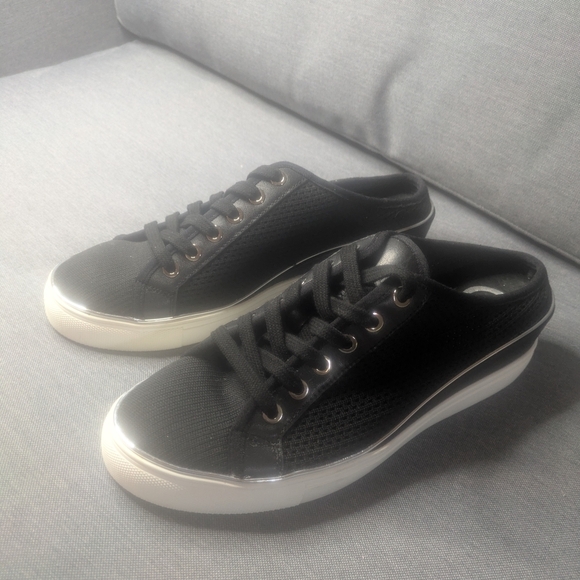 Wishbone Sneaker Mule Black And White Detail In Silver Size 9 - Picture 3 of 14